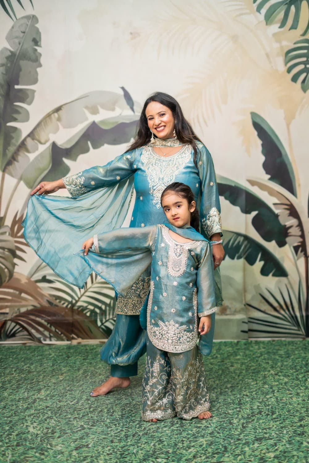 Mom & Daughter